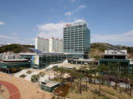 포항시  2025년 여성시간선택제 일자리(엄마참손단) 참여자 공개 모집 기사 이미지